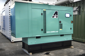 Cummins C150 generator with custom fuel tank